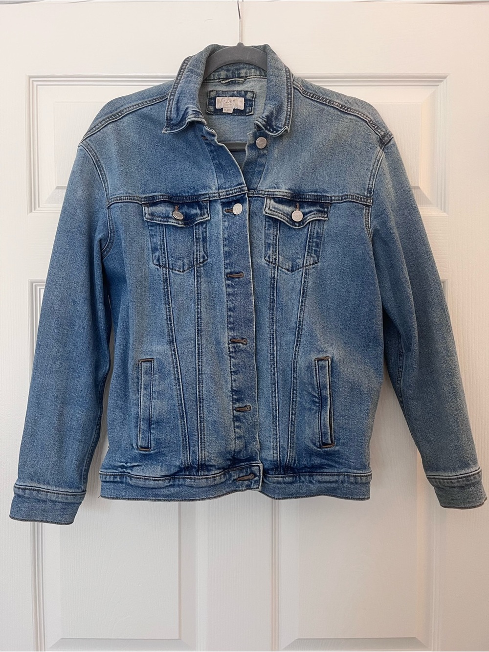 LOFTWomen's Light Blue Denim Jacket - Classic Trucker Style